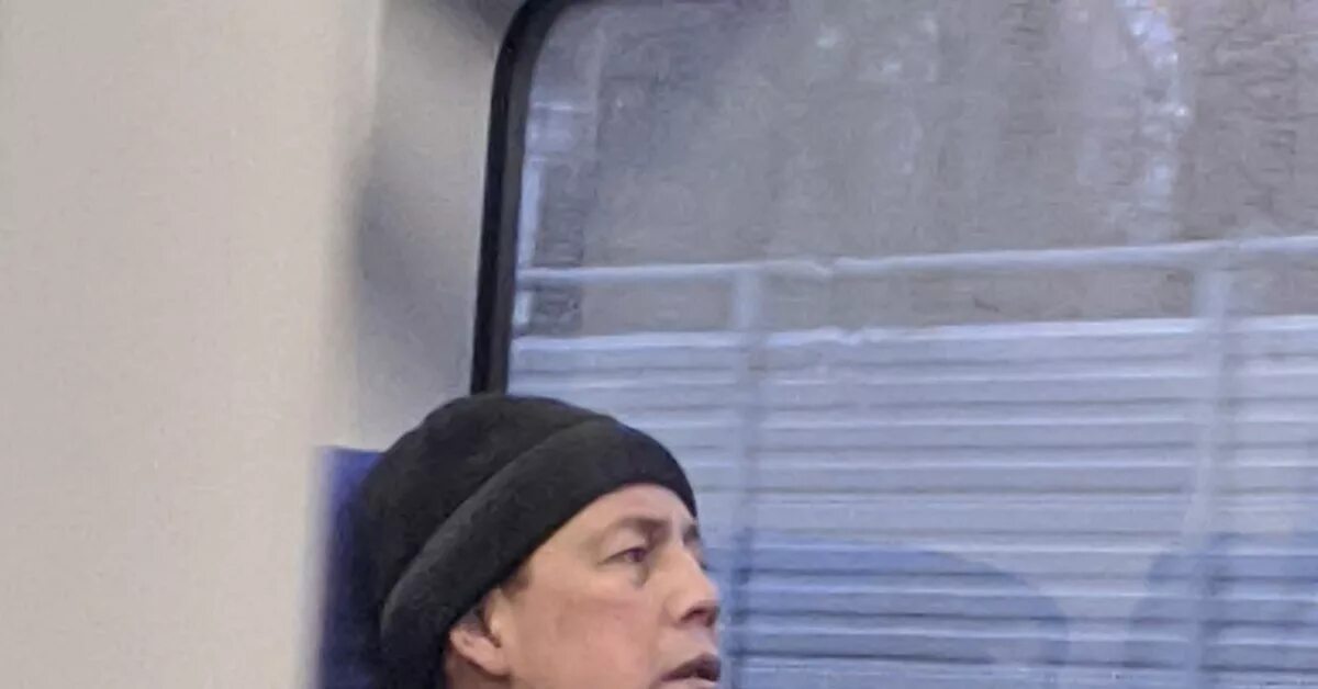 Илон маск по видеосвязи. Фильм про илона маска. Илон маск похвалил метро. Илон маск. Илон маск сотрудники.