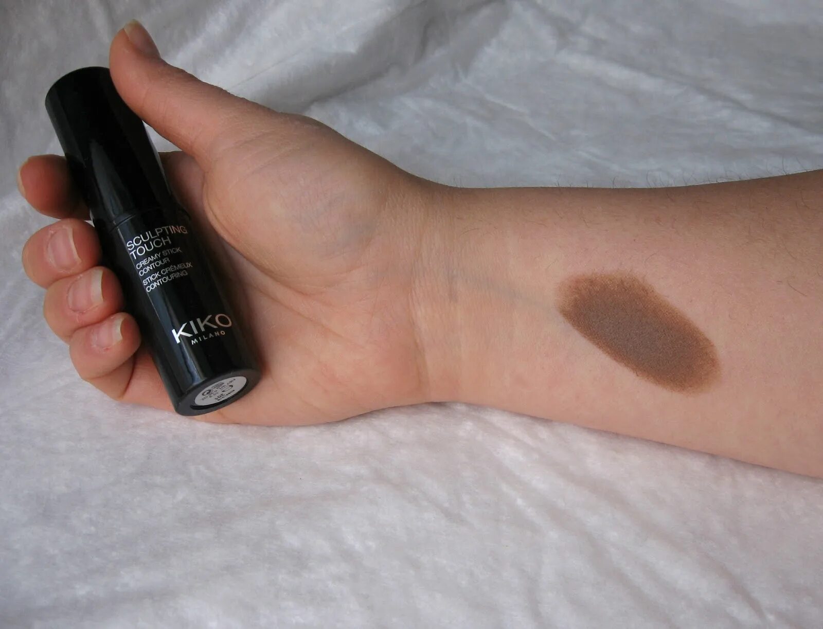 Kiko sculpting. Kiko milano sculpting touch creamy stick contour 200. Kiko milano 200 скульптор. Kiko sculpting. Kiko sculpting.