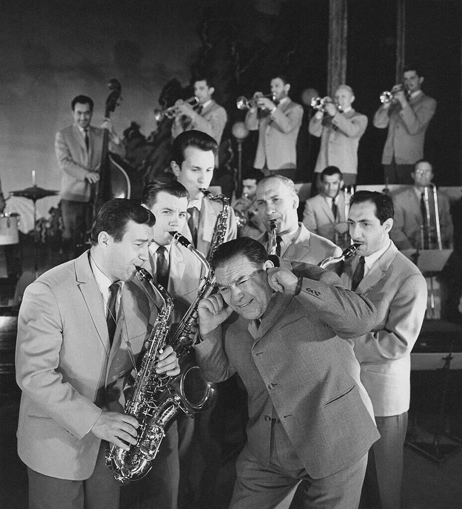 джаз ленинград. утесов оркестр. утесов оркестр. утесов оркестр. утесов с оркестром.