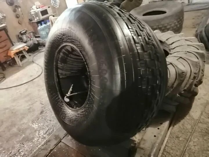 Автошина 1300 600 533 трэкол. Колеса трэкол 1300х600х533. Шина 1350 700 533 трэкол. 1300 600 533. Шины на уаз трэкол 1300 600 533 без диска.
