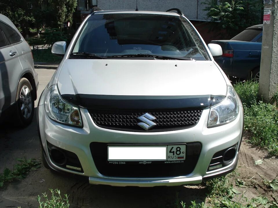 Капот sx4. Дефлектор капота Suzuki sx4. Дефлектор капота Сузуки сх4. Дефлектор капота Suzuki sx4 хэтчбек. Мухобойка Сузуки sx4.