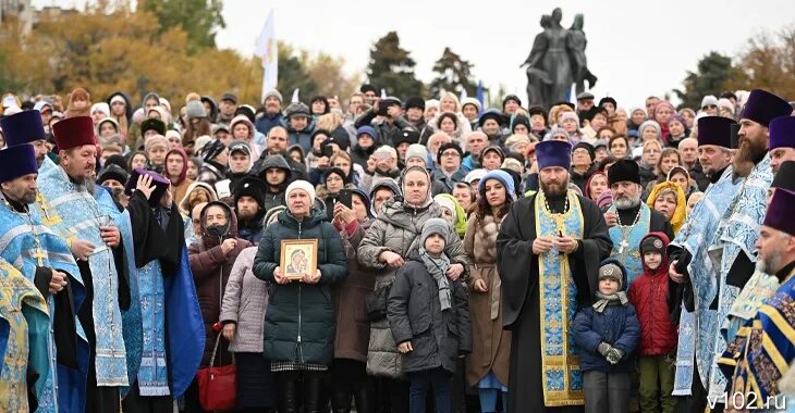 Волгоград 4 ноября. Крестный ход Волгоград. Волжский крестный ход 2022. Крестный ход Волгоград 4 ноября. Крестный ход в Иваново 2022г.