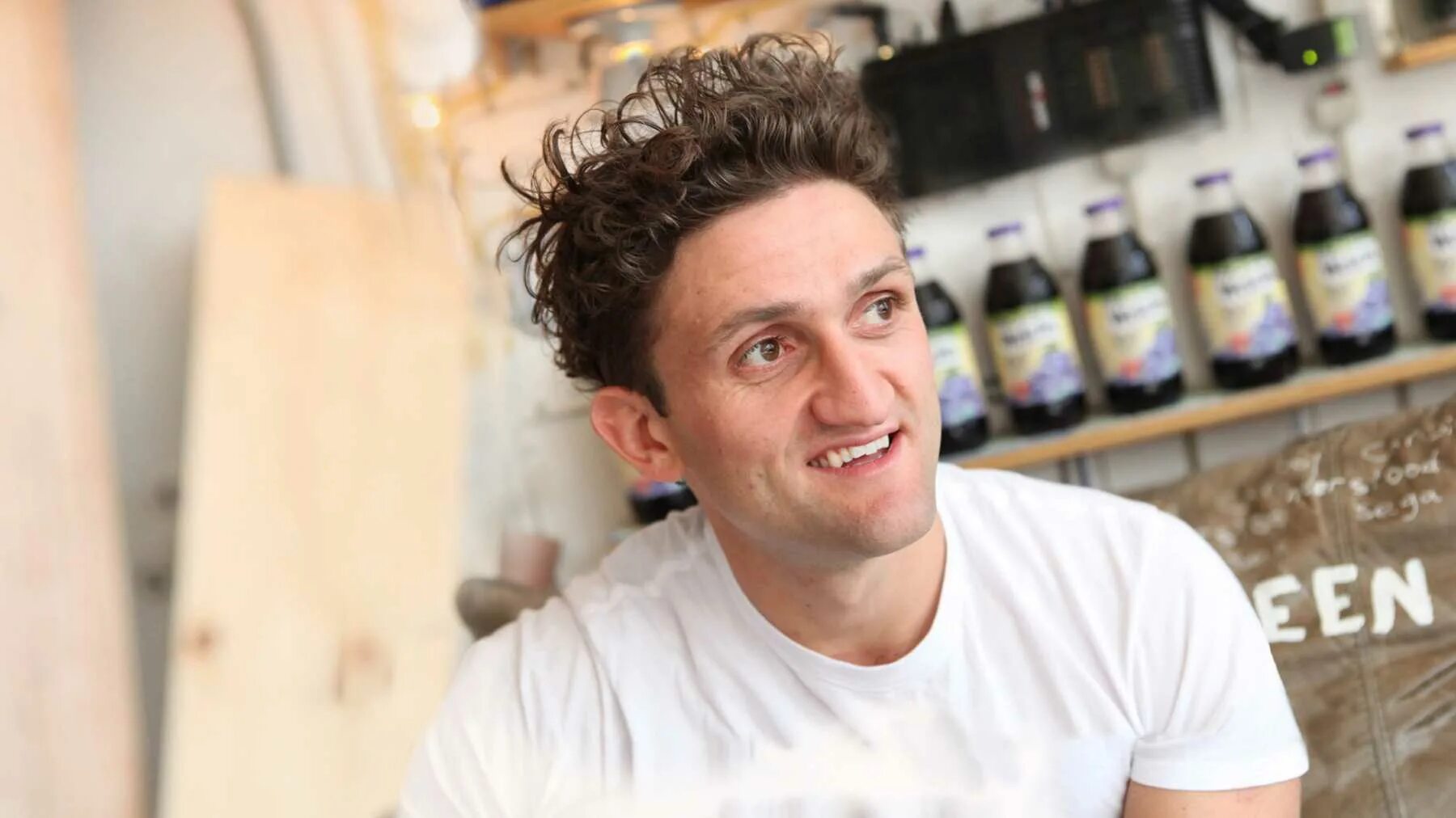 Casey Neistat. Кейси блоггер. Американский блоггер Кейси Нейстат. Кейси Нейстат ютуб.