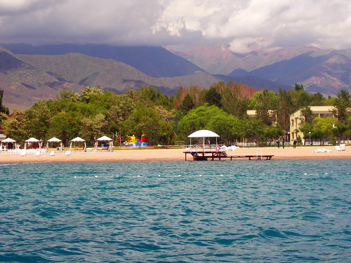 озеро иссык куль отдых санаторий. иссык-куль озеро пансионаты. чолпон-ата иссык-куль. озеро иссык-куль киргизия чолпон ата. озеро иссык куль отдых санаторий.