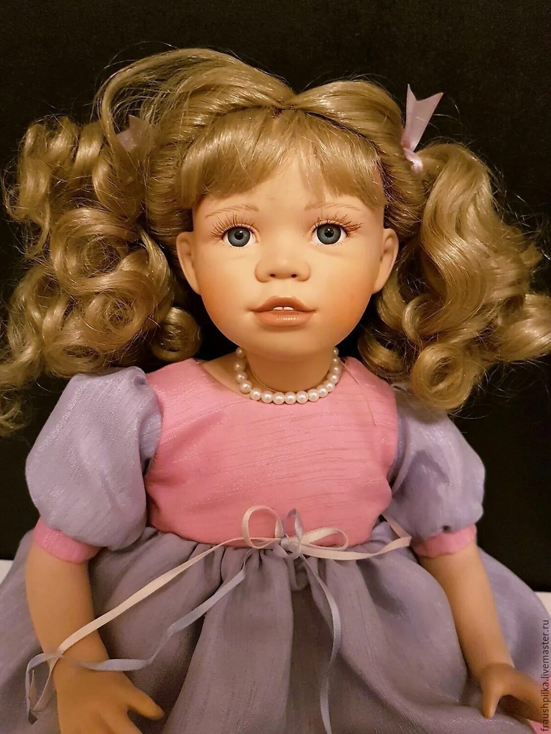 Christine collection. Кристин оранж фарфоровые куклы. Фарфоровая кукла от Кристины оранж. Кукла Кристин оранж океан. Кристин оранж фарфоровые куклы в берете.