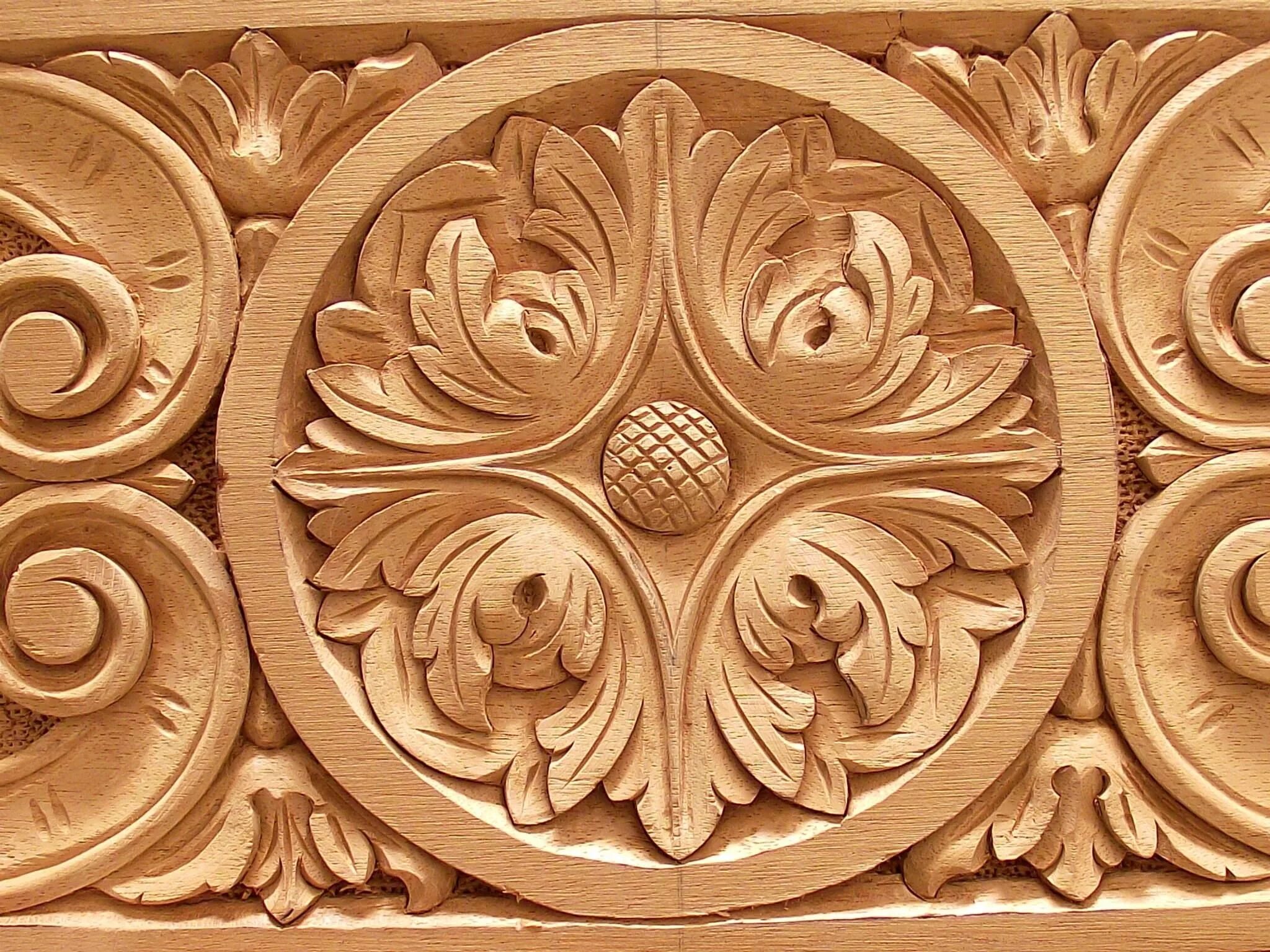 Орнаментальная резьба прорезная. Резной Византийский орнамент. Вуд Карвинг резьба дерева. Орнаменты для резьбы по дереву.