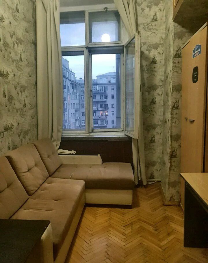 Комната в москве троицк. Сдается комната. ул серафимовича 2 квартиры. сдам комнату. улица серафимовича, 2к8.