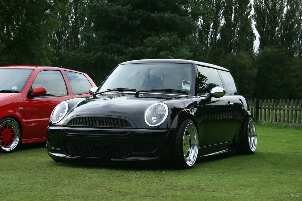 Mini one r50 стэнс. Mini Cooper r50 stance. Mini Cooper r53 GP. Мини Купер r50 r53.