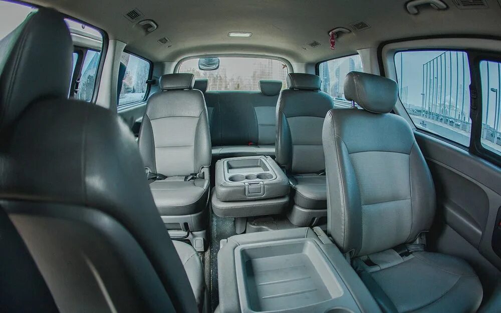 Хендай н1 2001. 12 местный. Hyundai grand starex 12 мест. Хундай гранд старекс 12местный. Hyundai h1 grand starex салон.