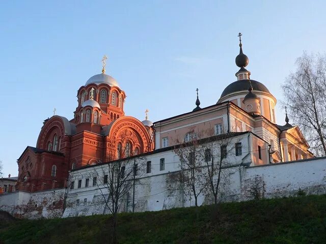 Хотьковский монастырь сайт. Покровский храм Хотьковского монастыря. Покровский монастырь Хотьково. Женский монастырь в Хотьково. Хотьково монастырь красота.