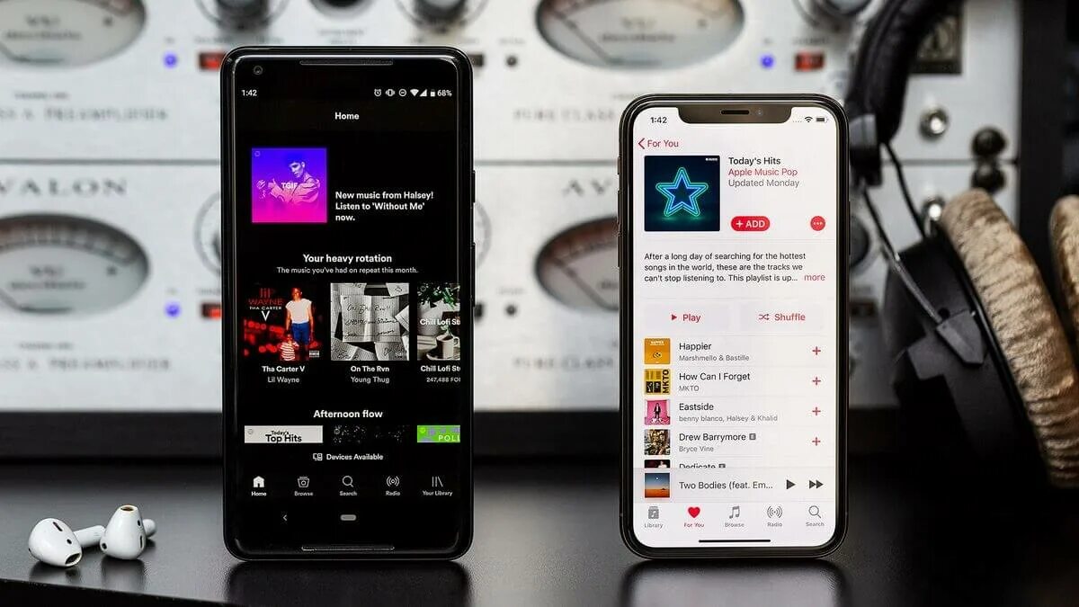 Apple music устройство. Apple music. spotify apple music. стриминг музыки. музыкальные стриминговые платформы.
