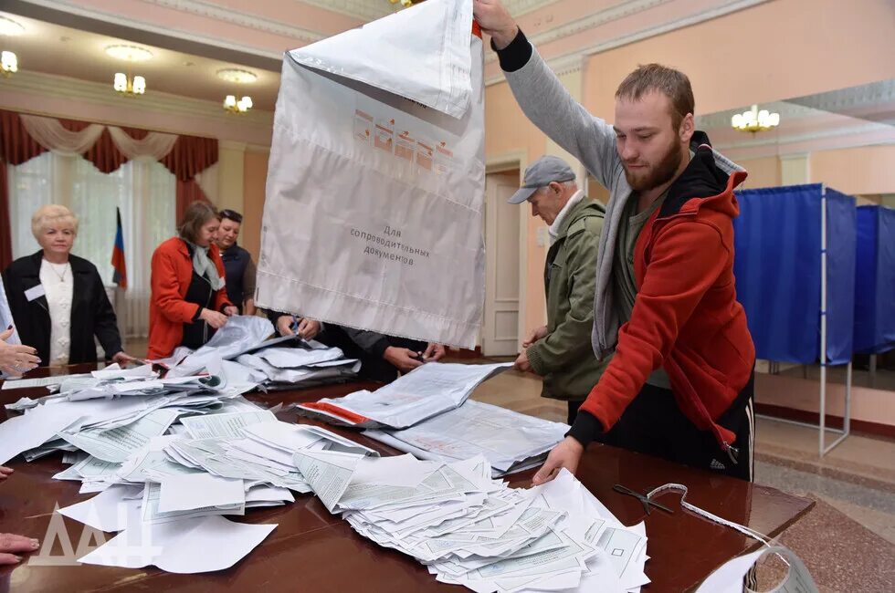 Референдум о вхождении днр. Явка на референдум. референдум фото. референдум 23. территория референдума.