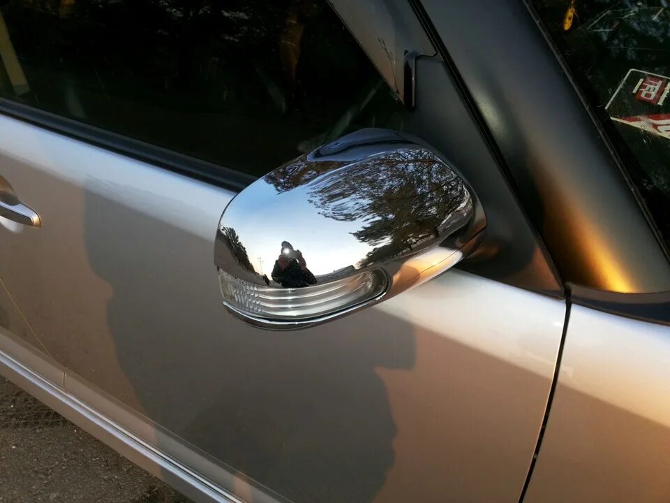 Хром зеркала Королла 110. Хромированные накладки на Тойота Королла 120. Накладки на зеркала хром Тойота Королла 110. Зеркала Corolla 120 Drive. Купить хромированный накладки на зеркала