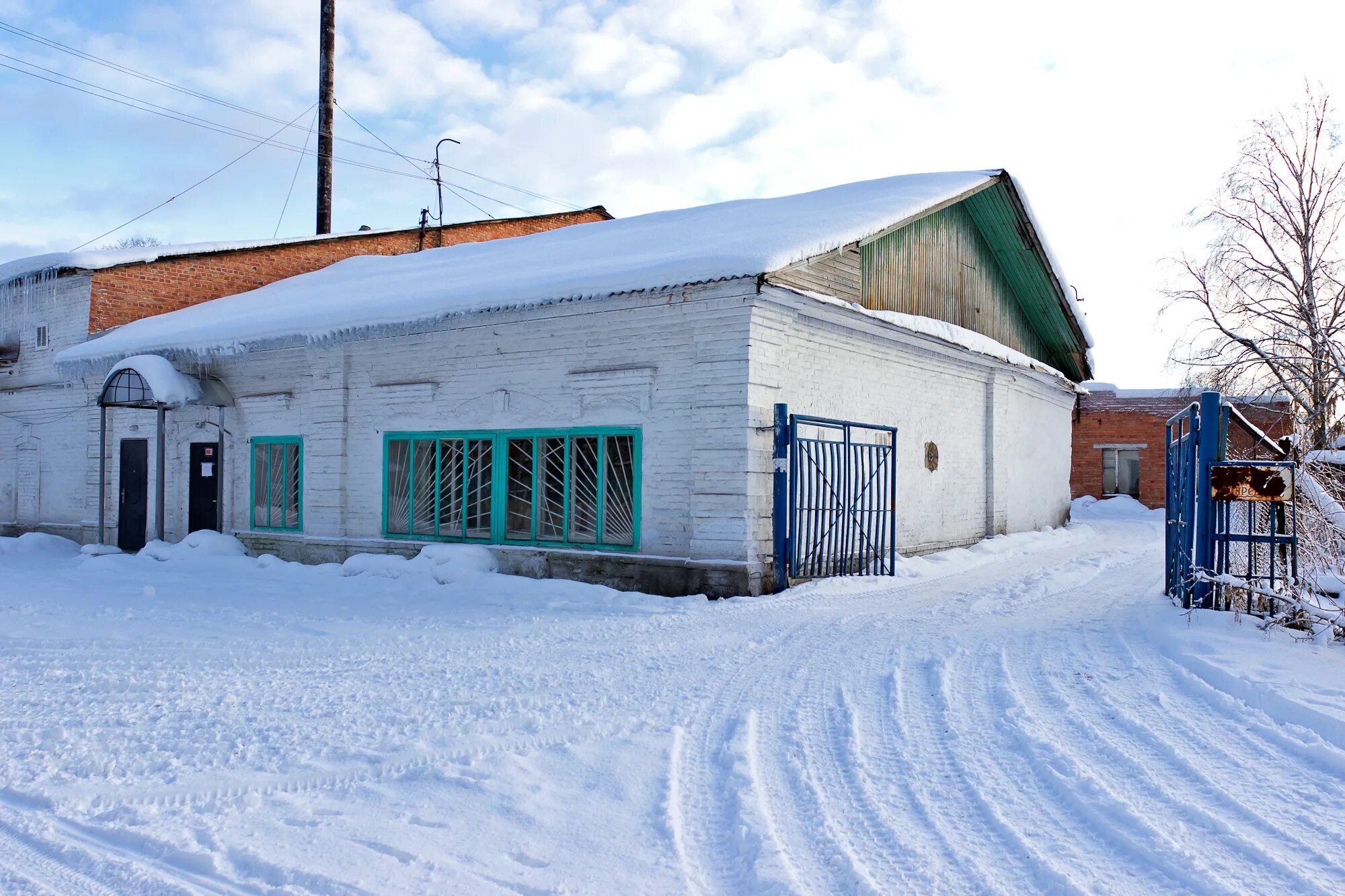 Погода в кадниковском. Поселок Кадниковский. Станция Кадниковский. Поселок Кадниковский Вологодская область. Кадниковский льнозавод.