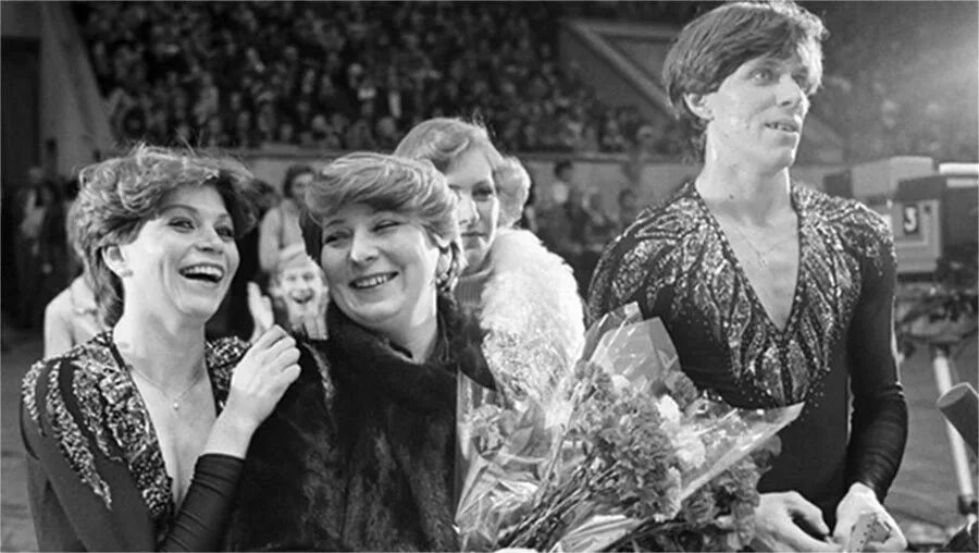 40 лет вместе! Наталья Бестемьянова и Игорь Бобрин. Как отметили, свадебный торт