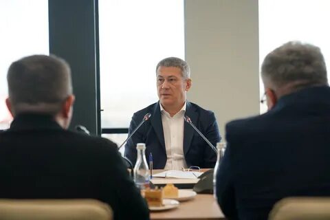Радий хабиров отставку
