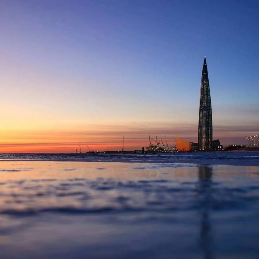 Высота лахта центра. Санкт-Петербург Лахта закат. Лахта центр, Санкт-Петербург, Высотная улица. Лахта-центр в Санкт-Петербурге рассвет. Лахта центр с Кронштадта.