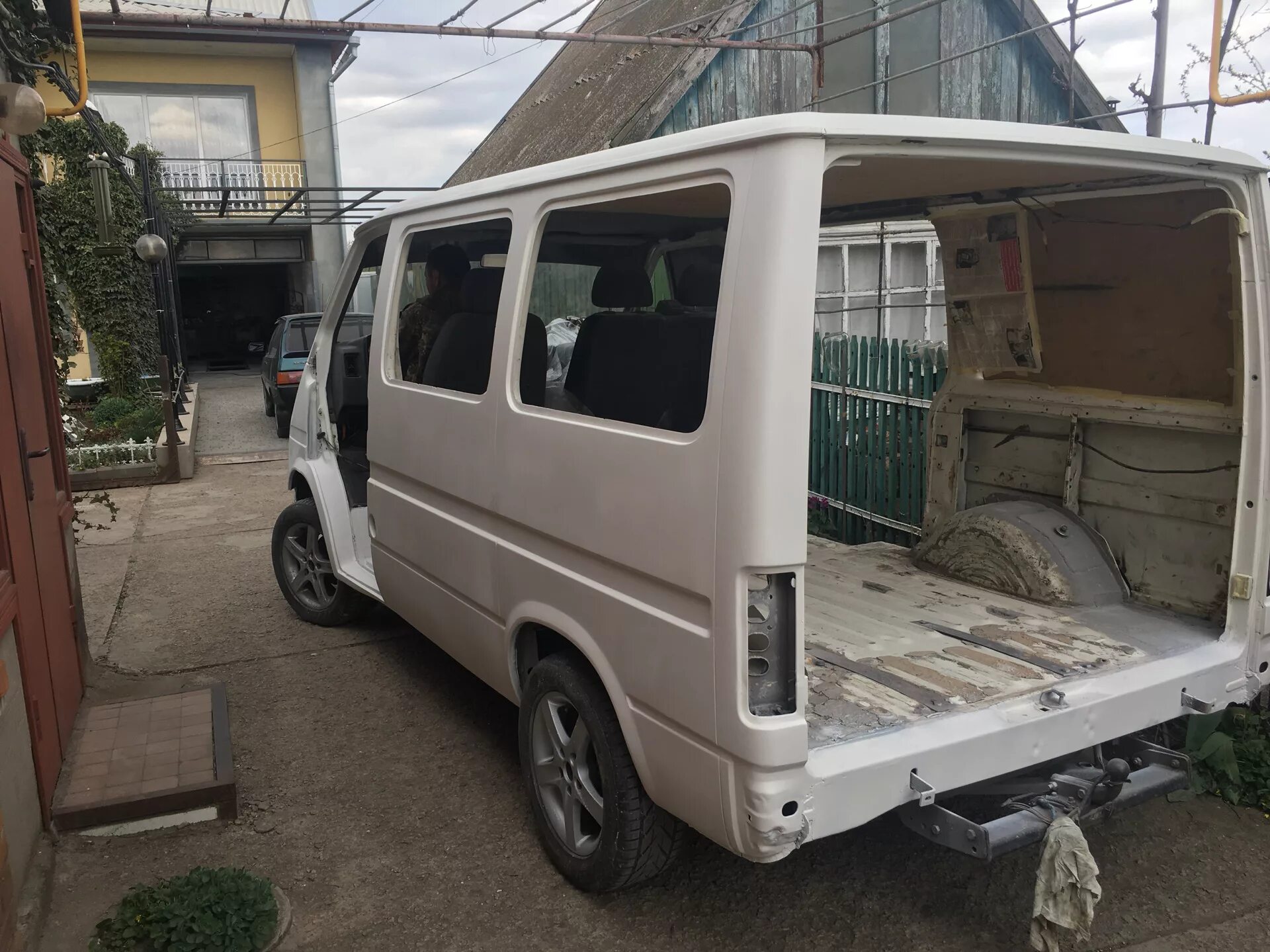 Форд Транзит кузов. Кузов Форд Транзит 06+. Ford Transit кузов, 2001. Форд Транзит 2005.