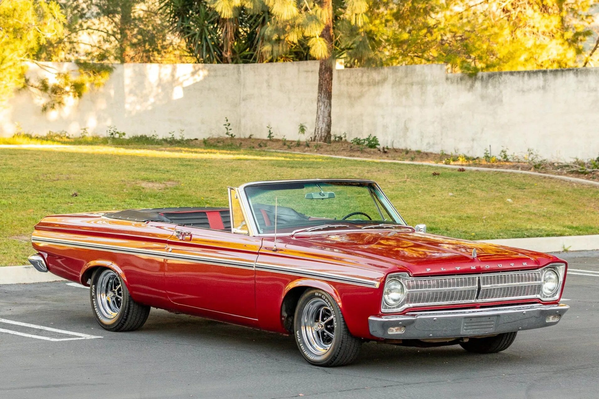 Плимут сток. Плимут барракуда hemi. 1970 plymouth barracuda hemi. 1963 plymouth belvedere. Маслкар плимут барракуда.