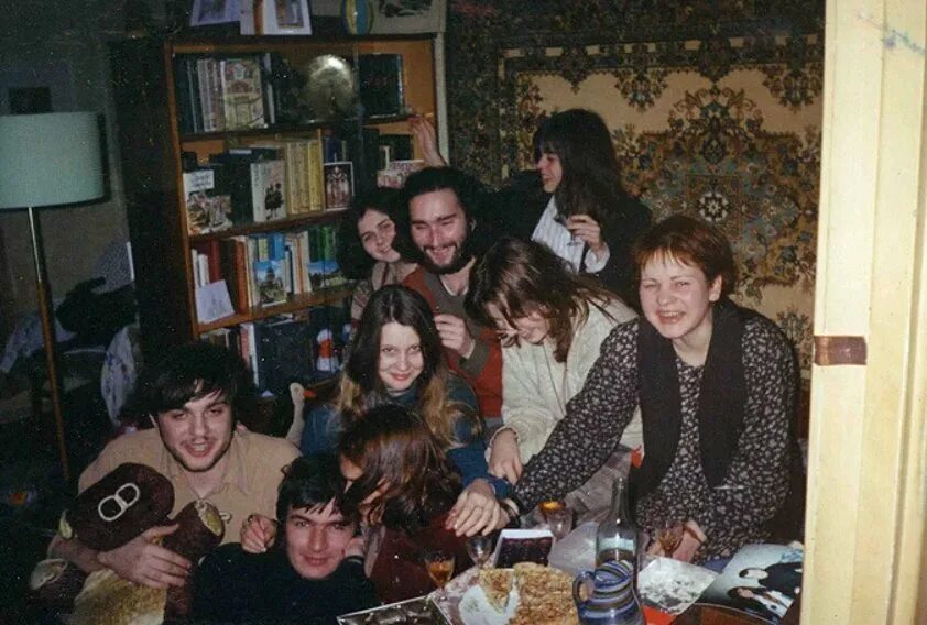 Новогодний интерьер в советских квартирах. Новый год в 90 е годы. Новый год в 90 е годы. Новый год 90-е. Советский новый год.