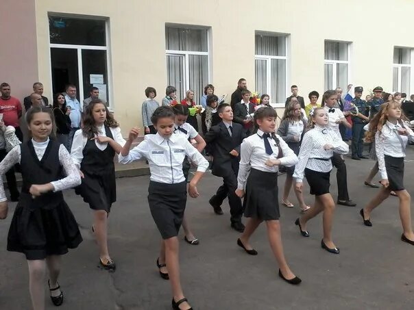 Вторая школа ржев. Школа 2 ржев. Школа 5 ржев. Школа 2 ржев. 10 школа ржев.