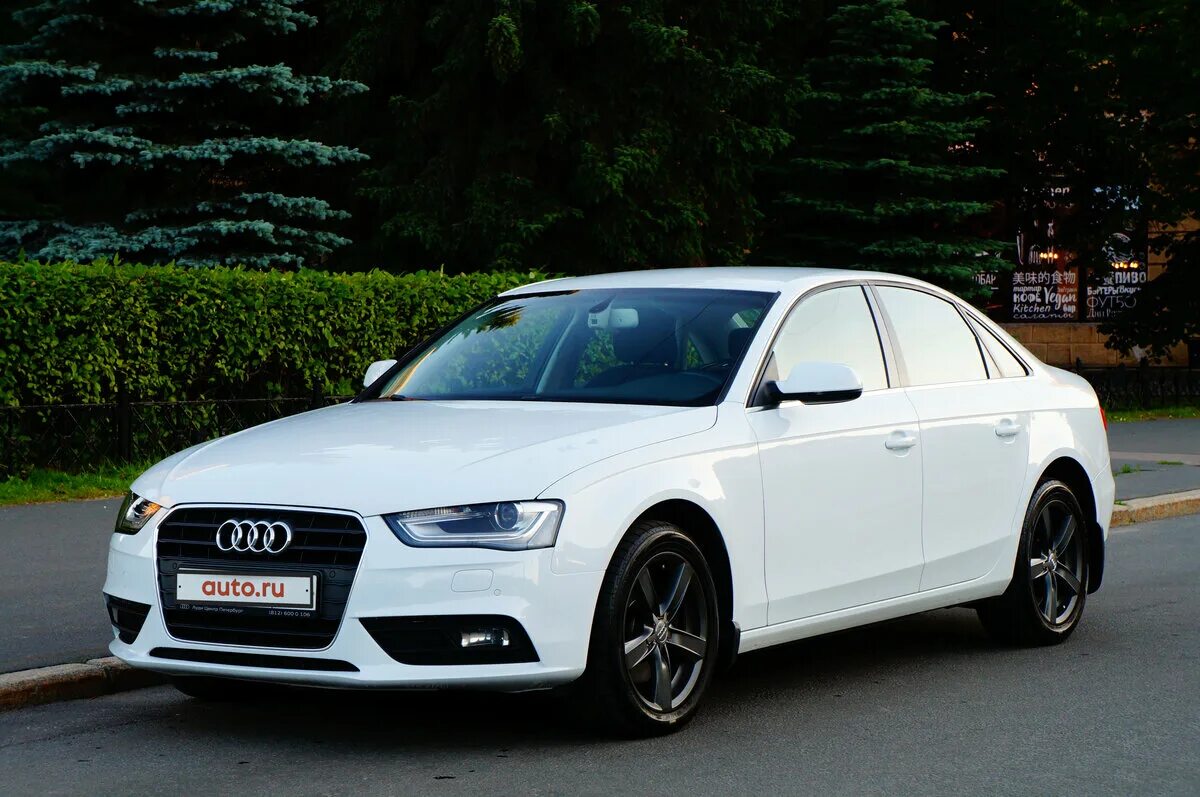 A 4. Audi a4 2012. Ауди а4 2012. Audi a4 белая. Audi a4 b10.