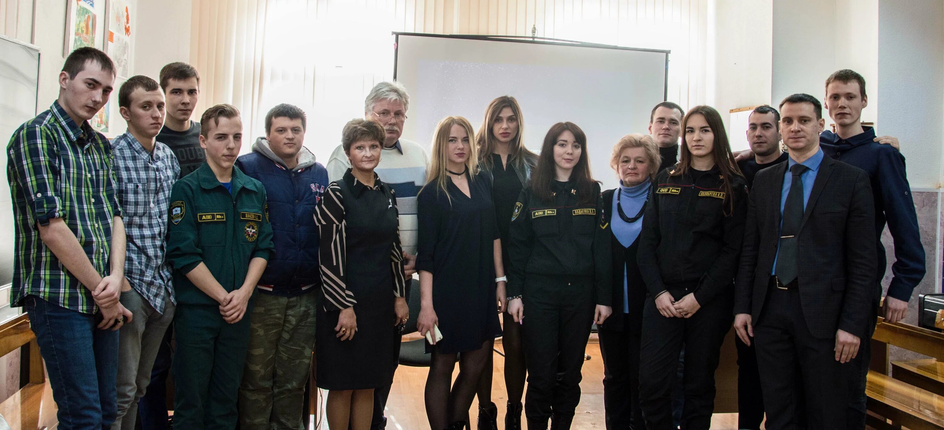 Саратовский сгту. Колледж Гагарина Саратов. Саратовский педагогический колледж имени Гагарина ю.а. СГТУ колледж Саратов. ППК СГТУ Ильинская площадь.