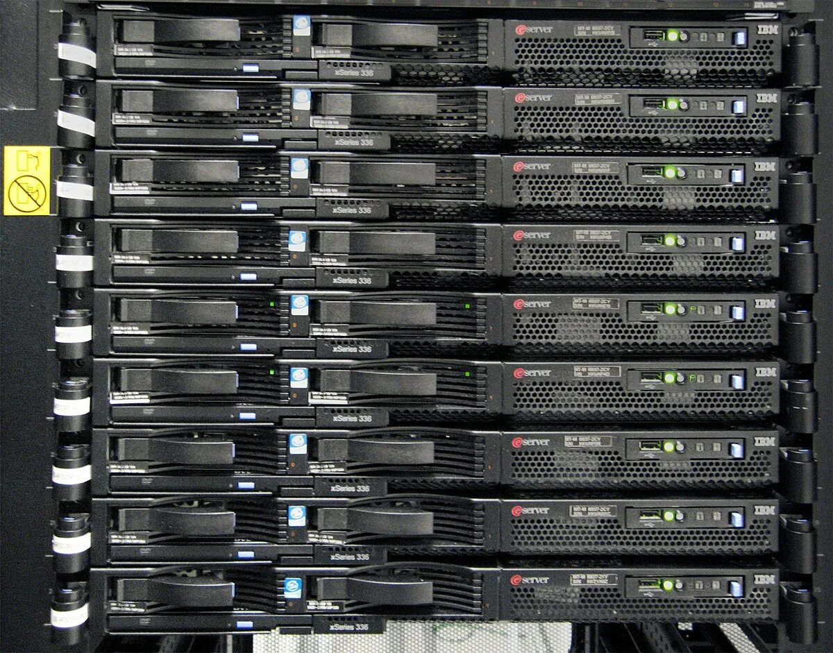 Тл сервер. Сервер IBM Xseries x336. IBM RS/6000. Тип корпуса Rack сервера. IBM Xseries 336 2хxeon.