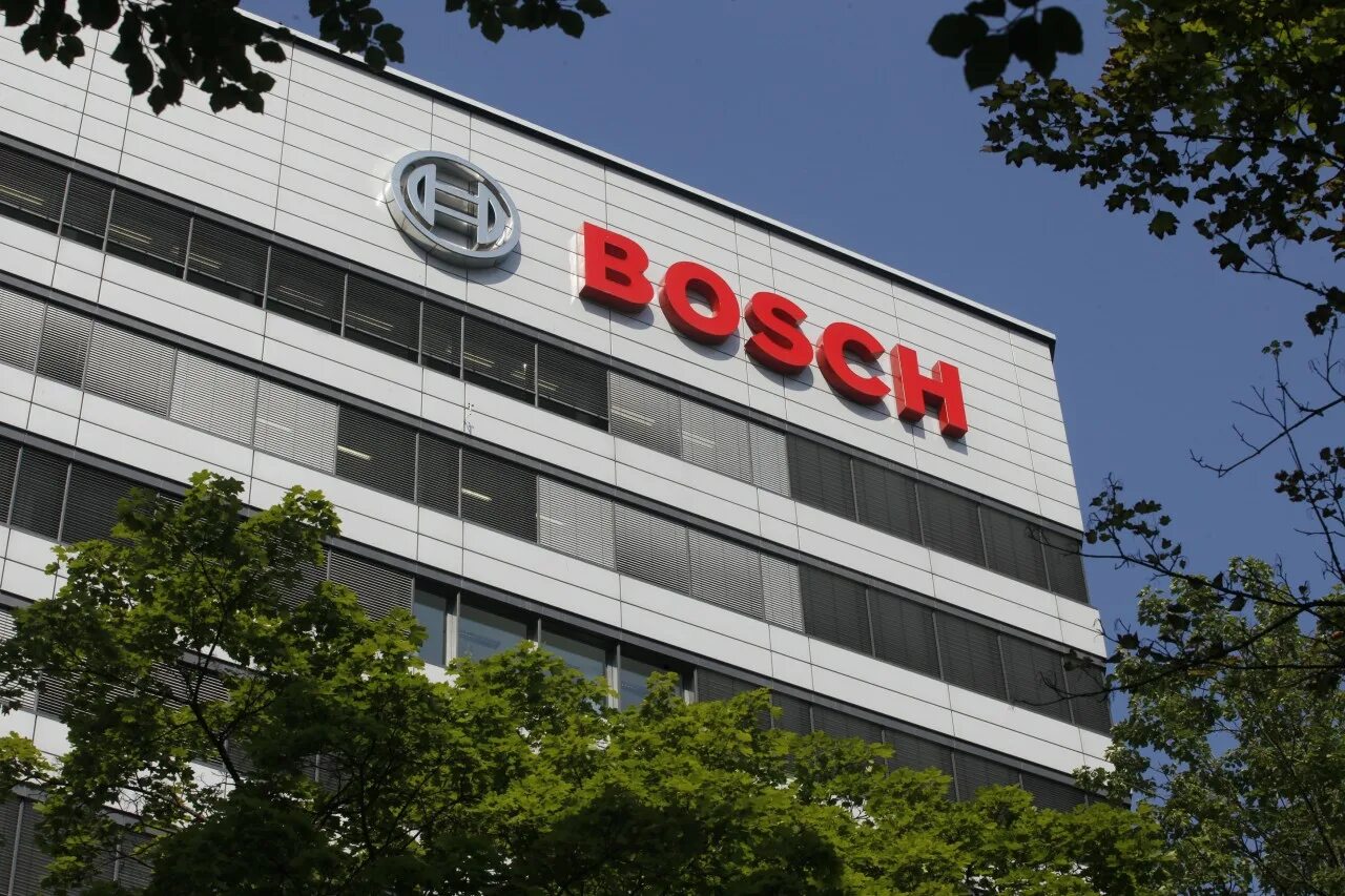 Gmbh. Роберт бош. роберт бош логотип. завод бош в германии. robert bosch gmbh компании германии.