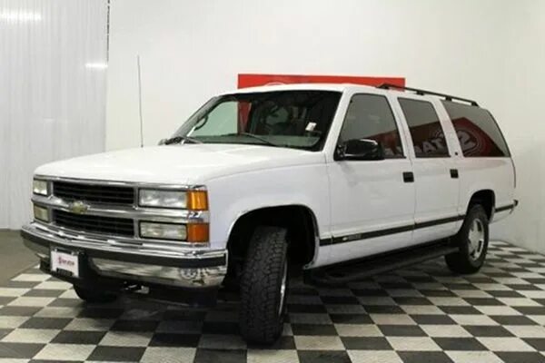 Шевроле субурбан 1989. Шевроле субурбан 1985. Chevrolet suburban 1992 gmt400. Chevrolet suburban 1975. Chevrolet suburban 1 поколение.