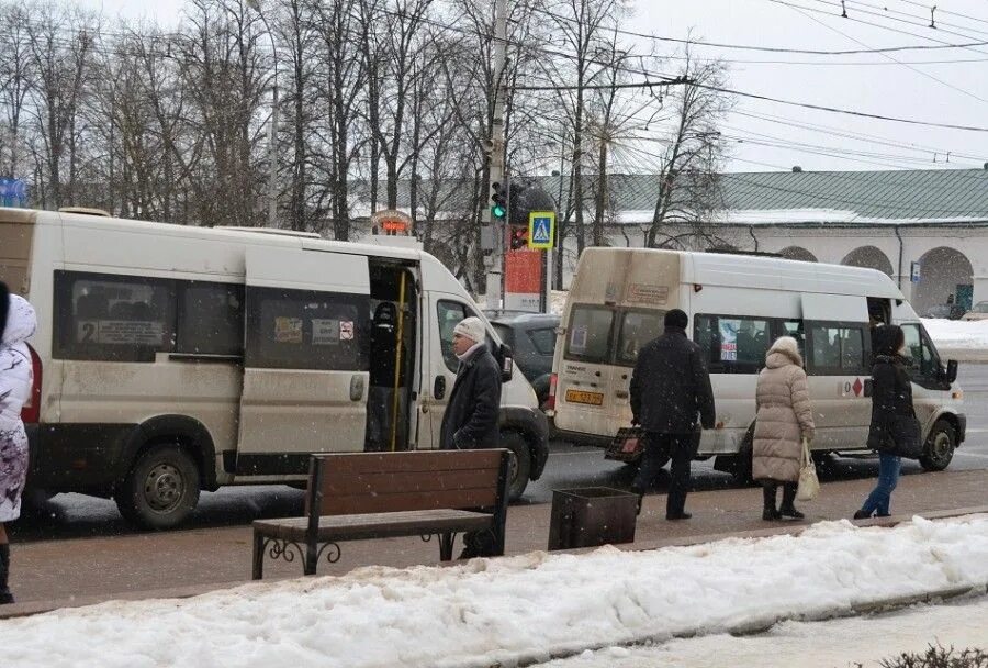 13 автобус кострома остановки. Общественный транспорт кострома. 13 автобус кострома остановки. 9 автобус кострома. 13 автобус кострома остановки.