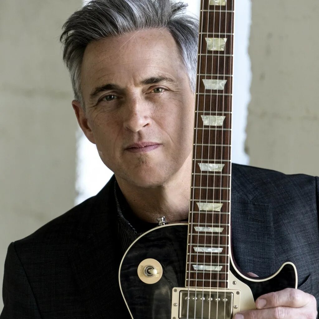 Colin james chasing the sun 2025. Colin james. colin james 2025 compilation. colin hewitt. colin james- heart of fire.