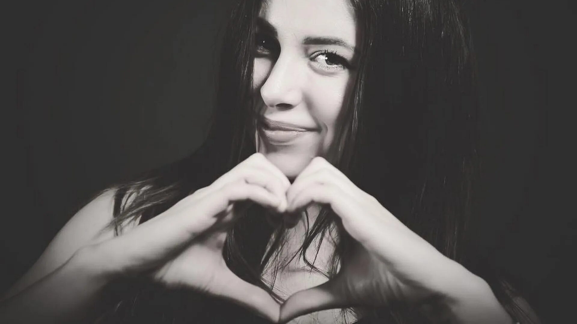 Ally брилсен. Ally. Ангелина дорошенко. Ангелина дорошенкова биография. Элли брилсен.