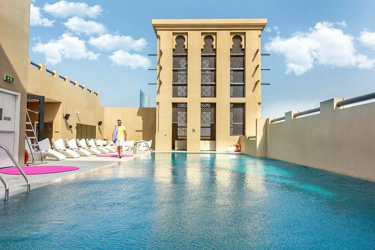 Hotel forms. Al Jaddaf Waterfront, Bur Dubai, Дубай, ОАЭ. Premier Inn Dubai al Jaddaf. Арабиан парк отель Дубай 3 звезды. Premier Inn Dubai бассейн.