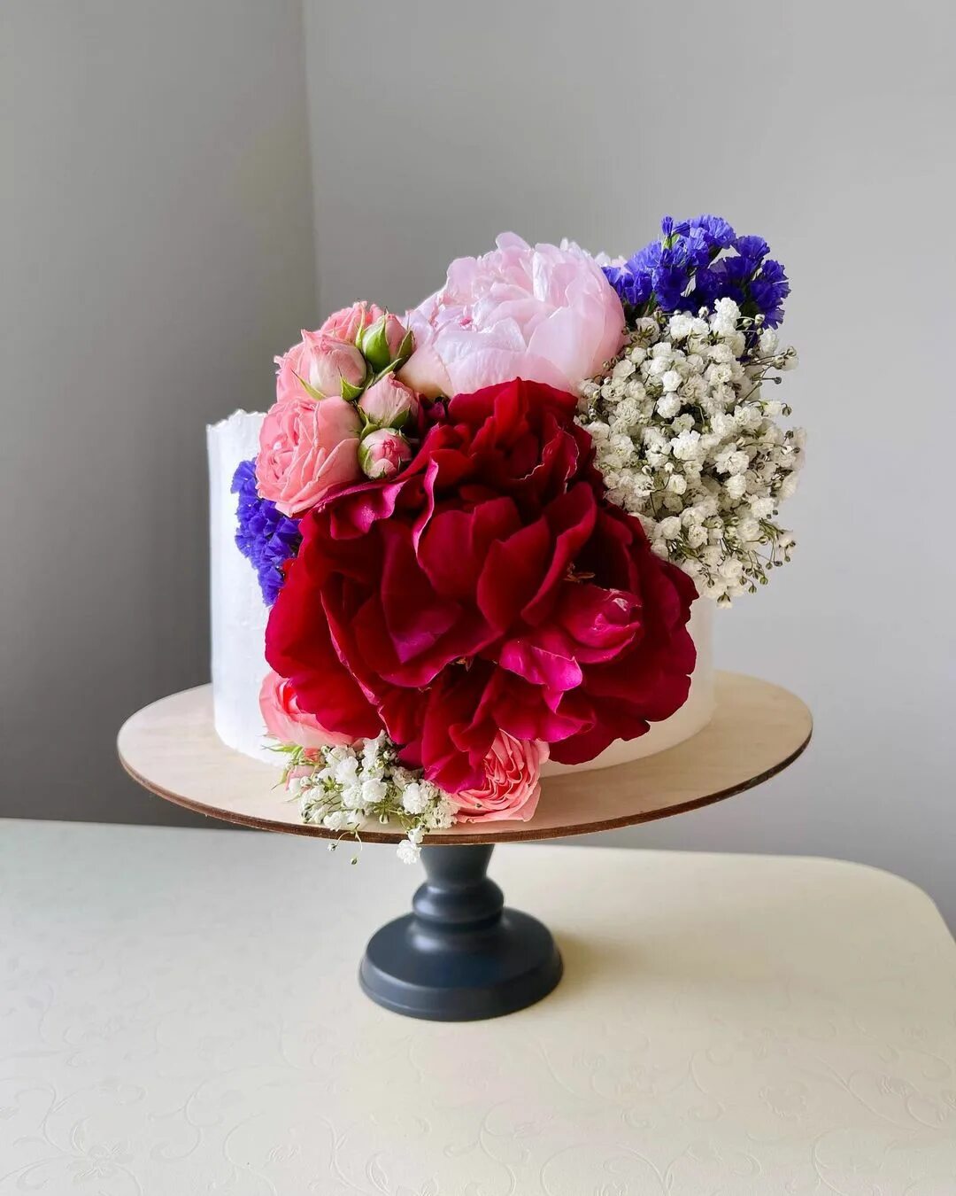 Чизкейк нью-йорк декор рожок. Данхилл вишня и шоколад. Kondi cake. Магазин для кондитеров рядом со мной чертанова. Kondi cake.