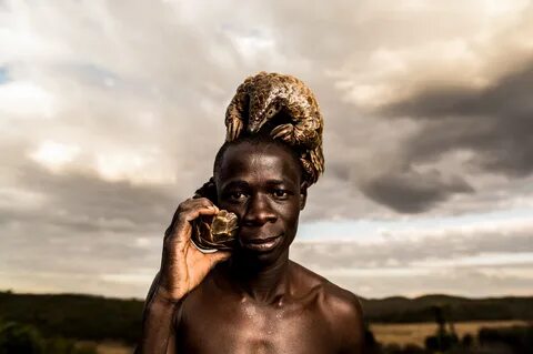 The Pangolin Men - The Leica Camera Blog.