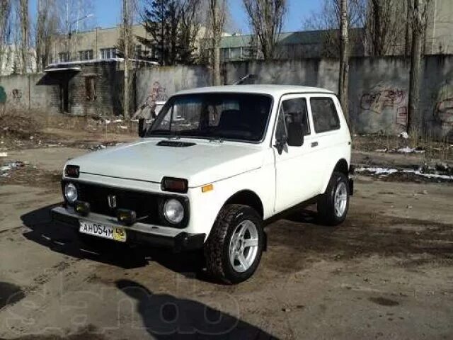 Машина нива каштановая. Авито нива с пробегом воронежская область. Авито татарстан авто с пробегом ваз нива. Нива 2010 года. Салман нива 2121 дэо.