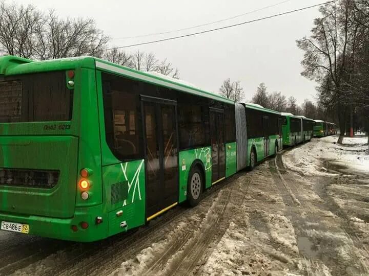 Зеленый общественный транспорт. ЛИАЗ 6293 гармошка. ЛИАЗ 678 гармошка. Стажёрский ЛИАЗ-гармошка. Автобус гармошка Алматы.