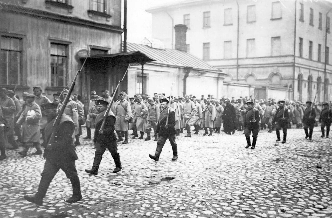 Пленные австрияки 1915 Москва. Пленные австрийцы 1916 год. Австро германные пленные 1917. Венгерские военнопленные