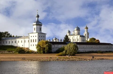 Монастырь со