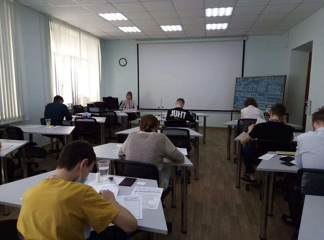 нияу мифи снежинск. мифи снежинск преподаватели. класс снежинск. 127 школа снежинск. гимназия 127 снежинск фото.