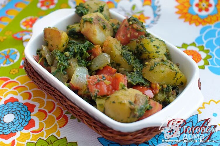 Картошка со шпинатом. Вареная картошка с шпинатом. Картофель со шпинатом. Картофель со шпинатом. Вареная картошка с шпинатом.