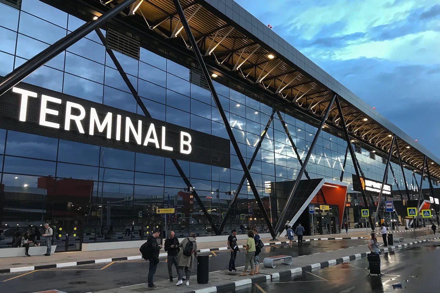 Аэропорт шереметьево терминал ц. Аэропорт Шереметьево терминал b. Международный аэропорт Шереметьево терминал c. Аэропорт Шереметьево Terminal c. Аэропорт в Москве Шереметьево b.
