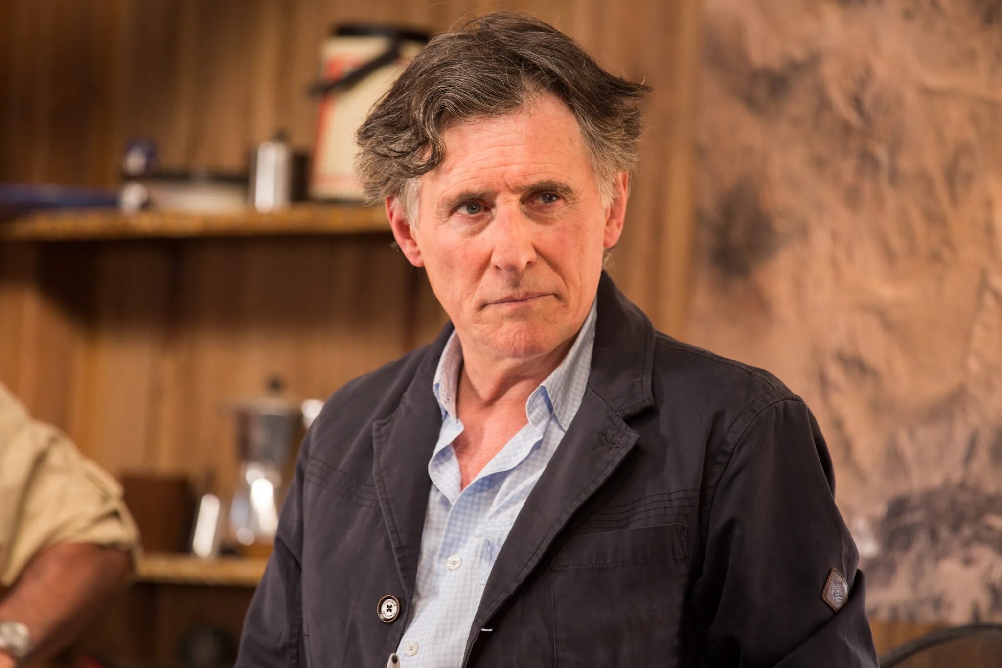 Gabriel b. Gabriel byrne. гэбриел вайнштейн. гэбриел бирн фото. гэбриел бирн в молодости.