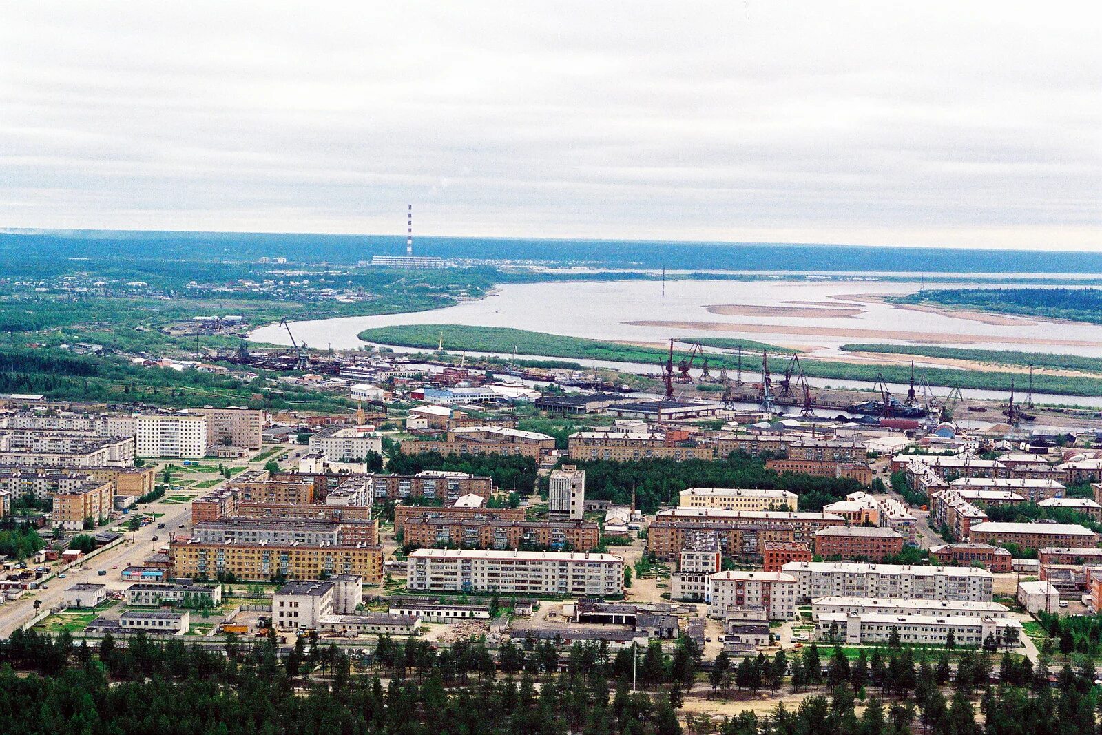 Население городов республики коми. Г Печора Республика Коми. Коми город печера Печора Республика. Город Печора Республика Коми население. Численность населения город Печора Республика Коми.