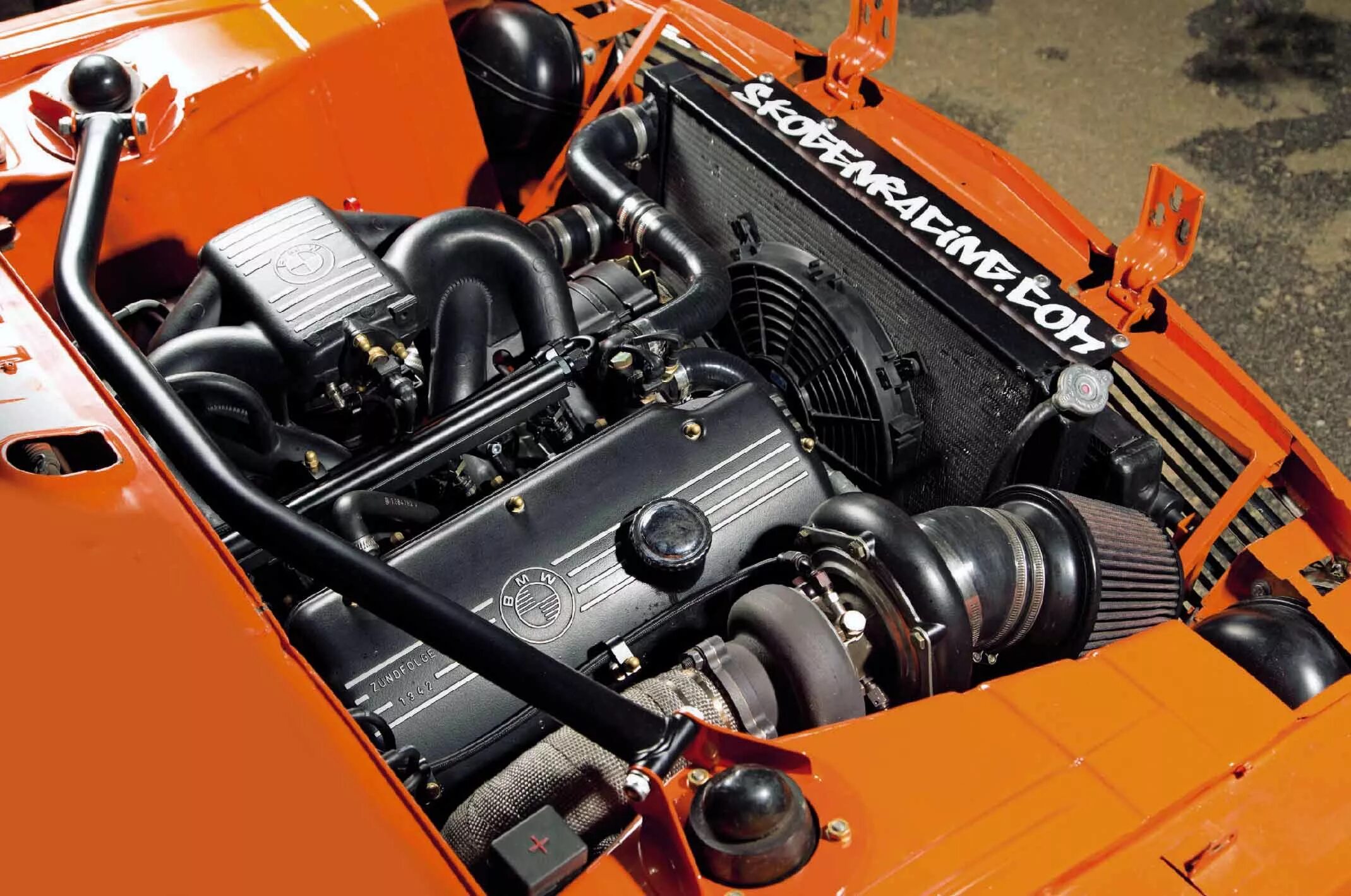 B 18 b 5 3