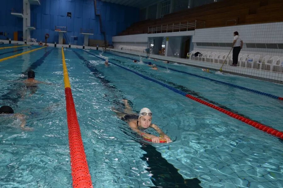 Нерюнгри спорткомплекс шахтер. Бассейн шахтер нерюнгри. Бассейн енакиево шахтер. Спортзал шахтер нерюнгри. Стадион шахтер нерюнгри.