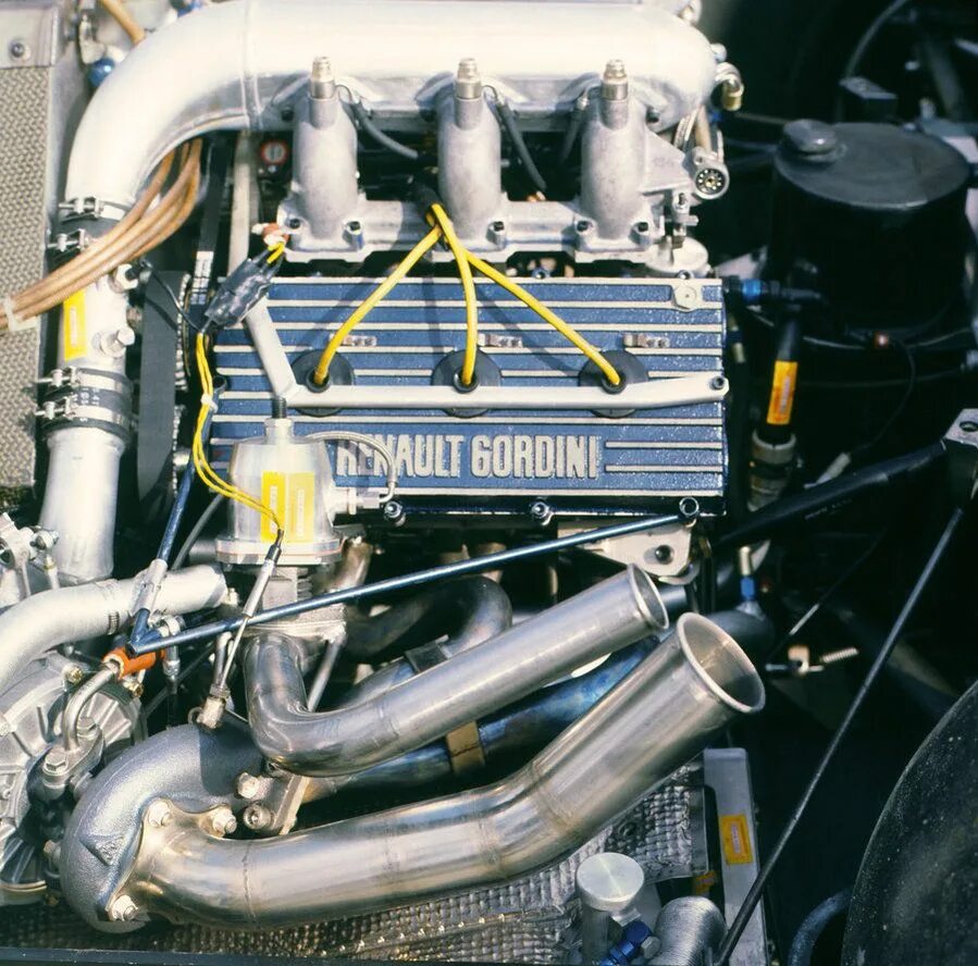Renault 5 двигатель. Renault-Gordini v6 Turbo. Renault f1 engine. Рено 5 турбо двигатель. Renault 18 engine.