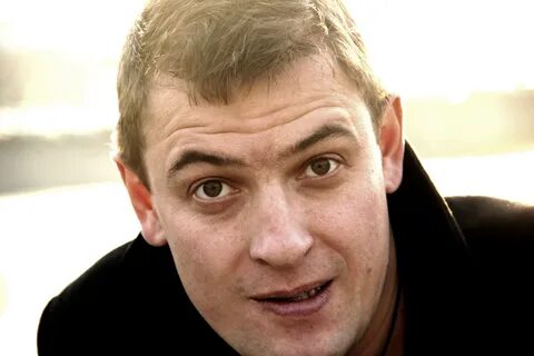 Актер мотив