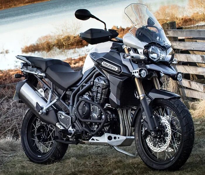 Triumph Tiger 1200. Triumph Tiger 1200 Explorer. Мотоцикл Triumph Tiger 1200. Triumph Explorer 1200. Тайгер 1200